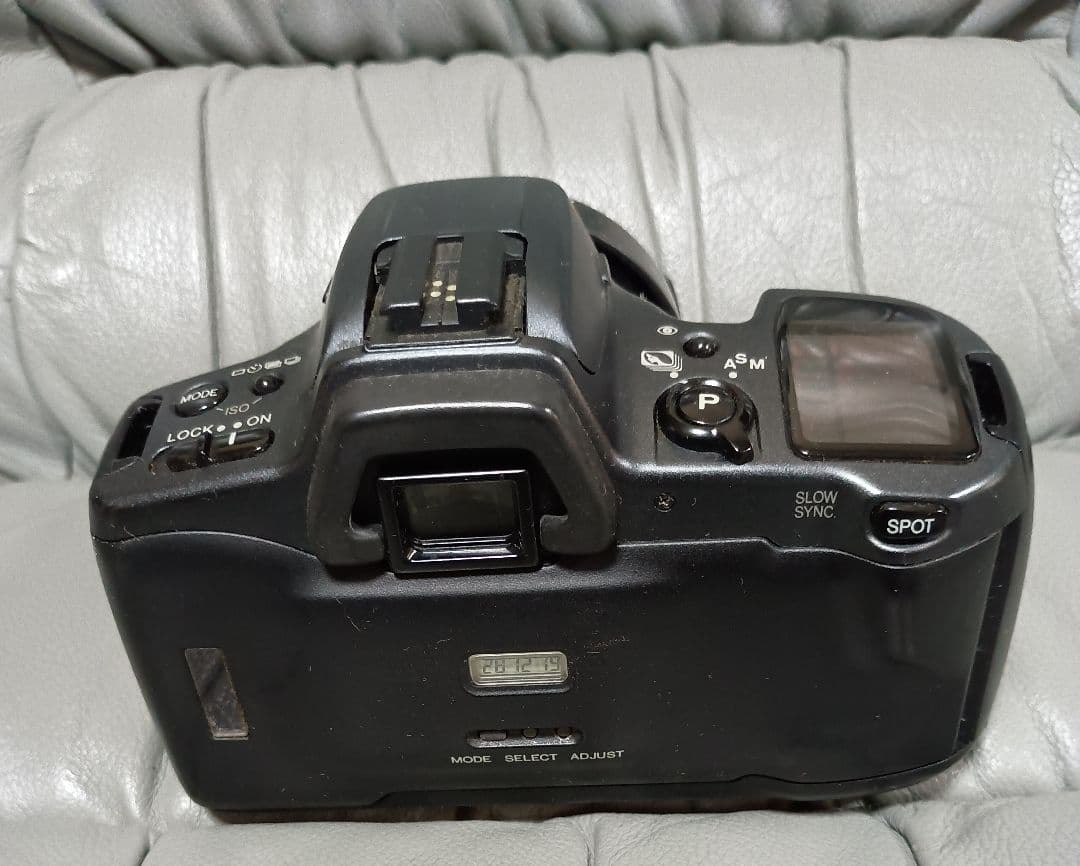 MINOLTA α 303si 一眼レフカメラ 35-105mmレンズ付き