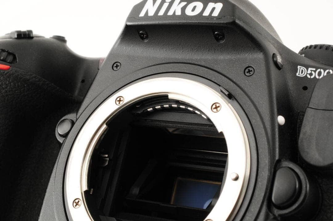 ■ 美品 ■ ニコン　Nikon D500 ボディ 392