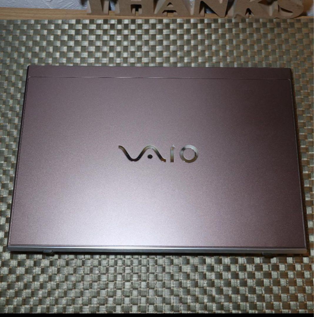 Win11公式対応9世代i5/メ16G/SSD+HDD/カメラ/無線/タッチ液晶