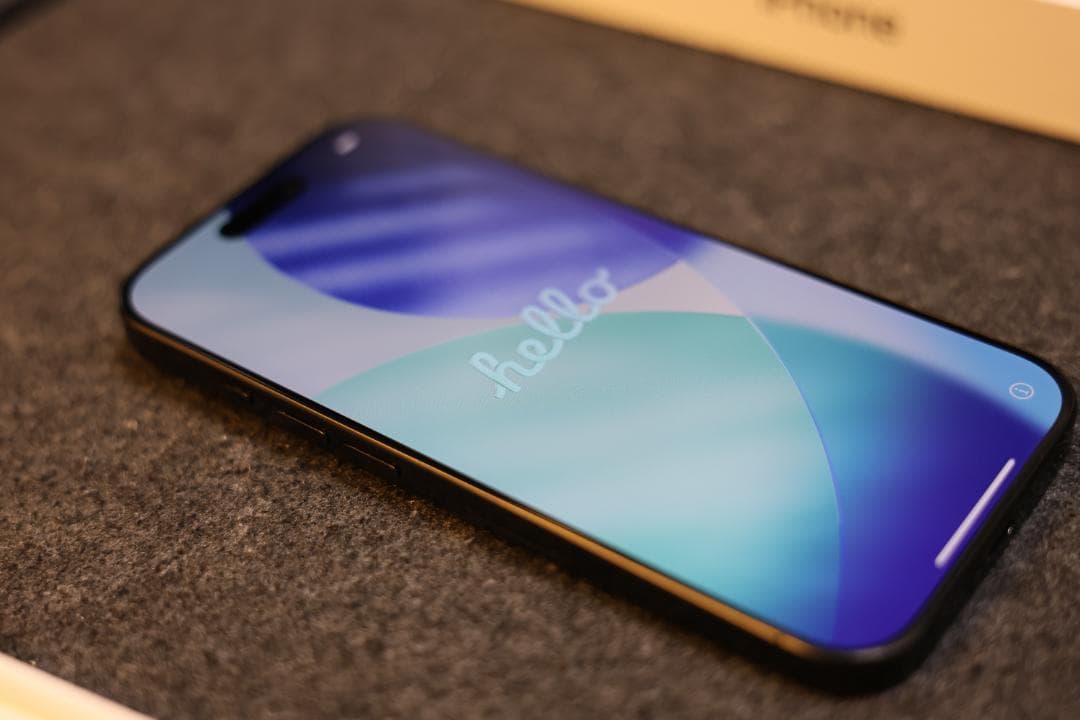 iPhone 16 Pro 258GB ブラックチタニウム【バッテリー