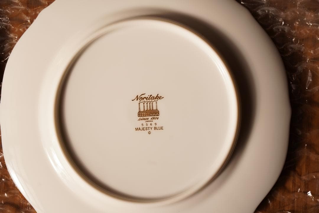 ダイヤモンドコレクション「マジェスティブルー」約18センチ皿６枚 by ノリタケ