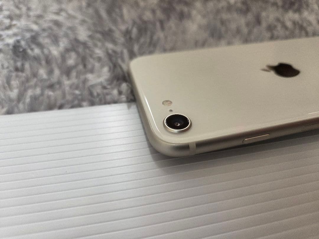 無傷【極美品】【保証有】【即発送】iPhone SE3 64GB SIMフリー