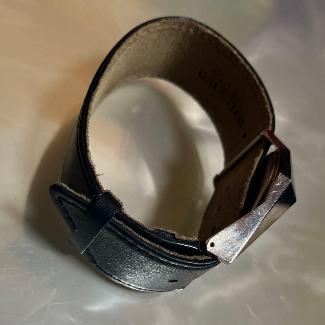 追記⭐️値下⭐️ジャンポールゴルチエ　レザーベルト　デザイン物腕時計　電池切れ