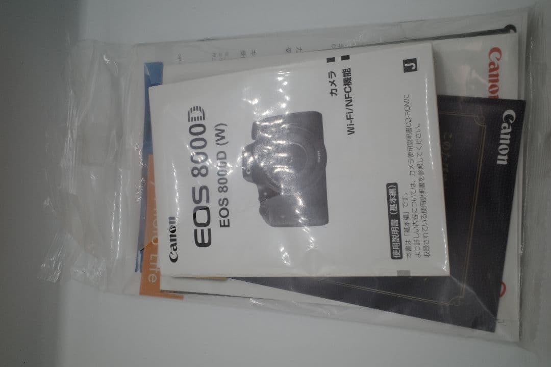 Canon EOS 8000D デジタル一眼レフカメラ