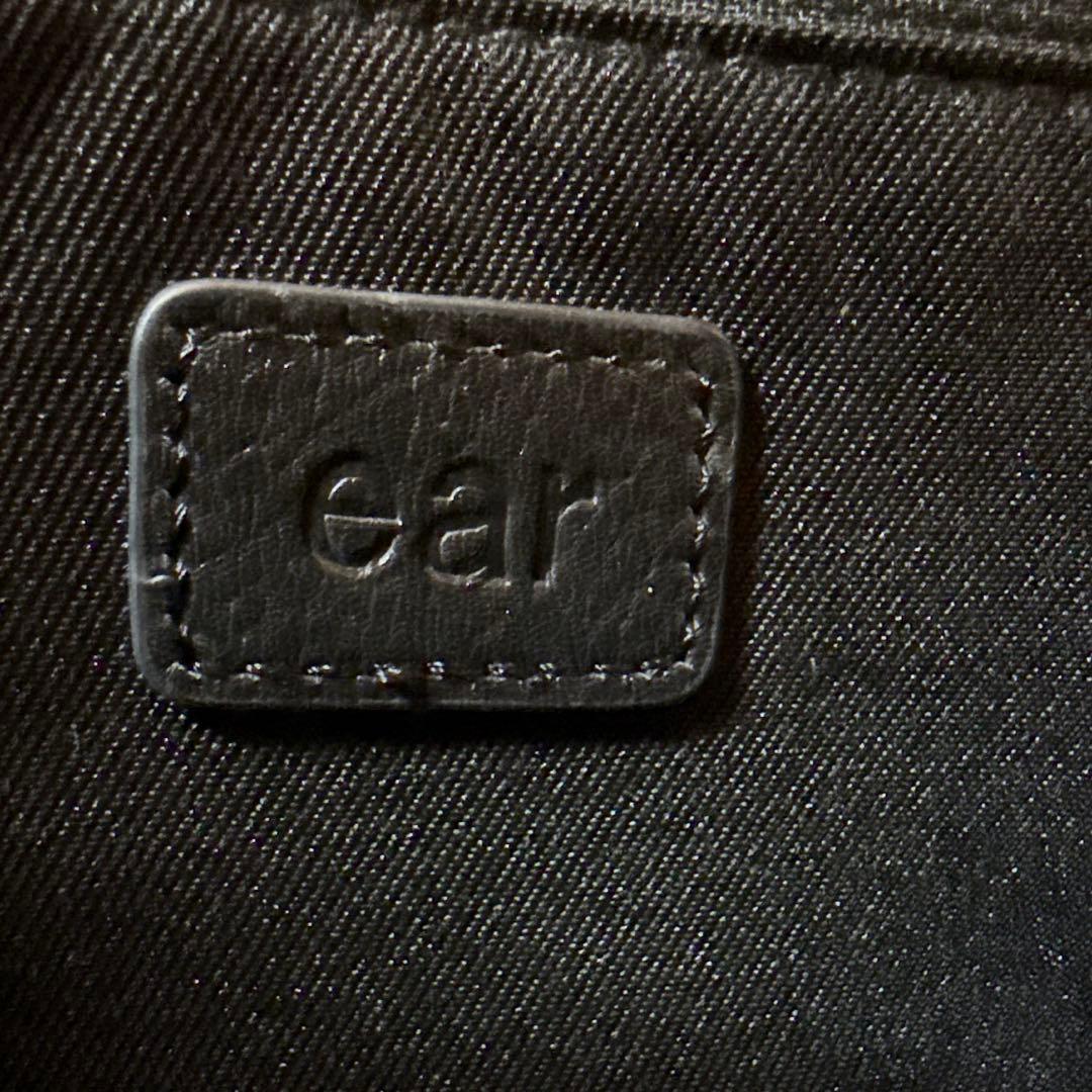 ear パピヨネ◾️本革　軽量470g ボディバッグ 黒 ドット柄ストラップ◾️