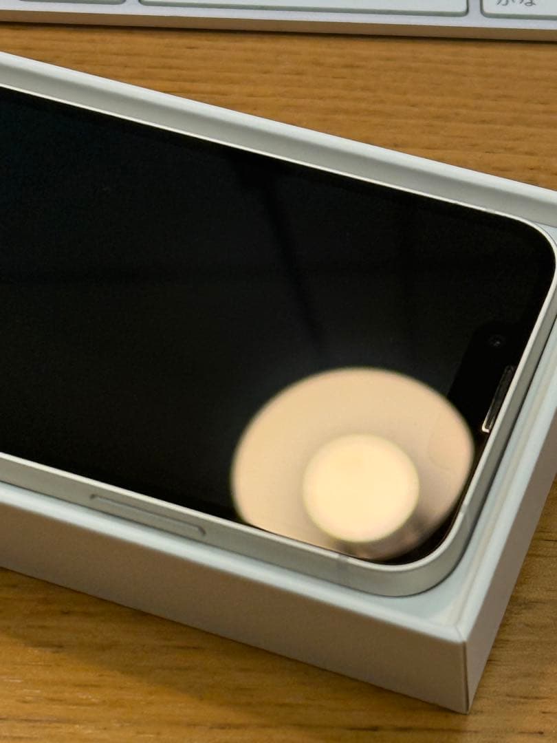 iPhone 13 mini 本体　（ホワイト / 128GB）