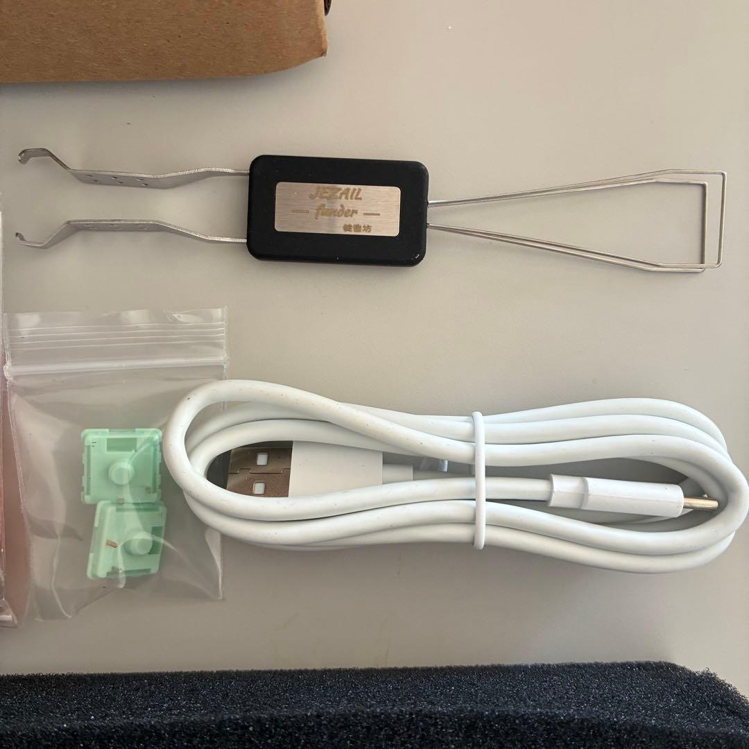 [新品]未使用・未開封 Cornix LP 分割キーボード シルバー 本体