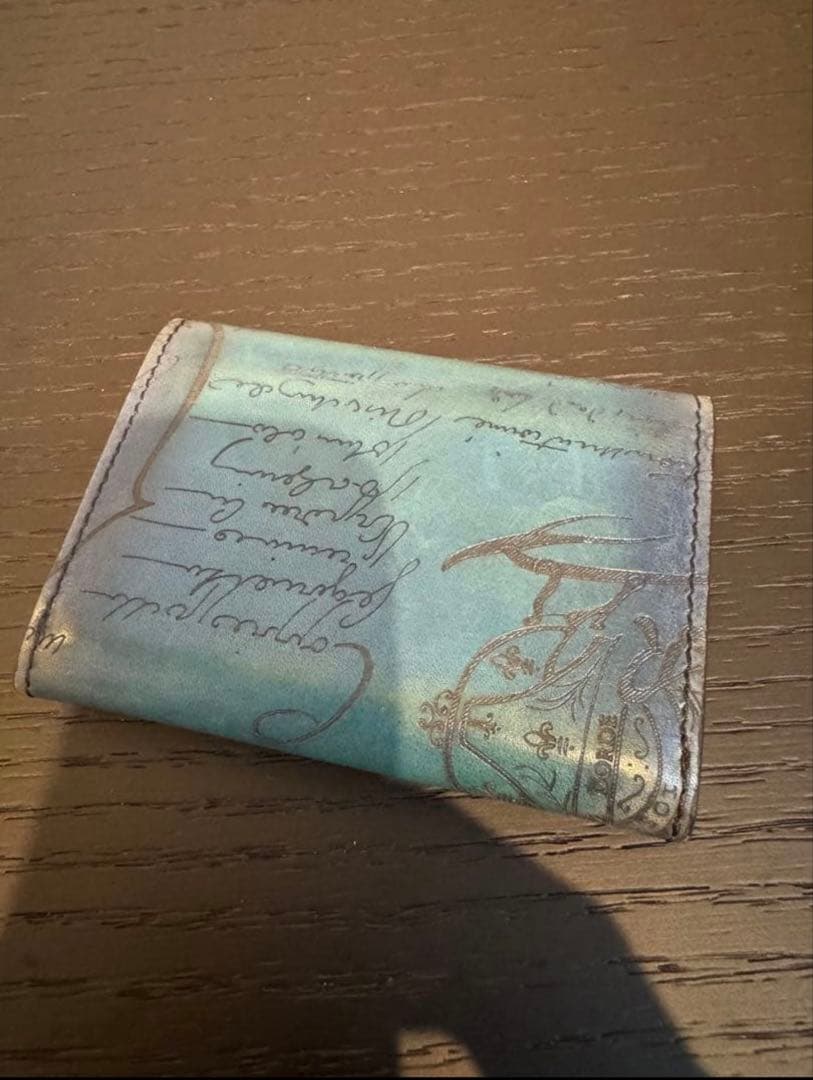 ベルルッティ　berluti 名刺入れ　イタリア製　アイルランドブルー