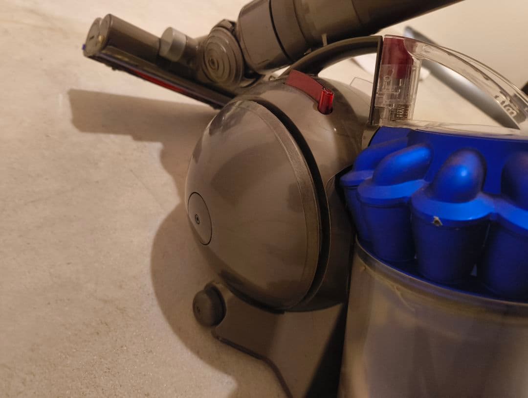 Dysom DC48 箱説明書付き 送料込✨️