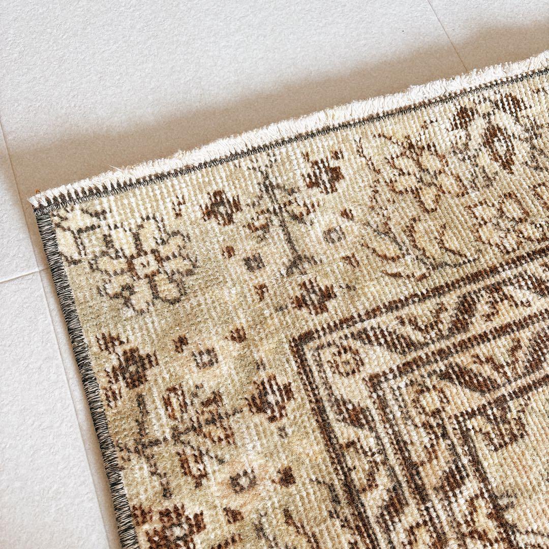 LEI　トルコ　大判　ヴィンテージラグ　ベージュ　ブラウン　グリーン