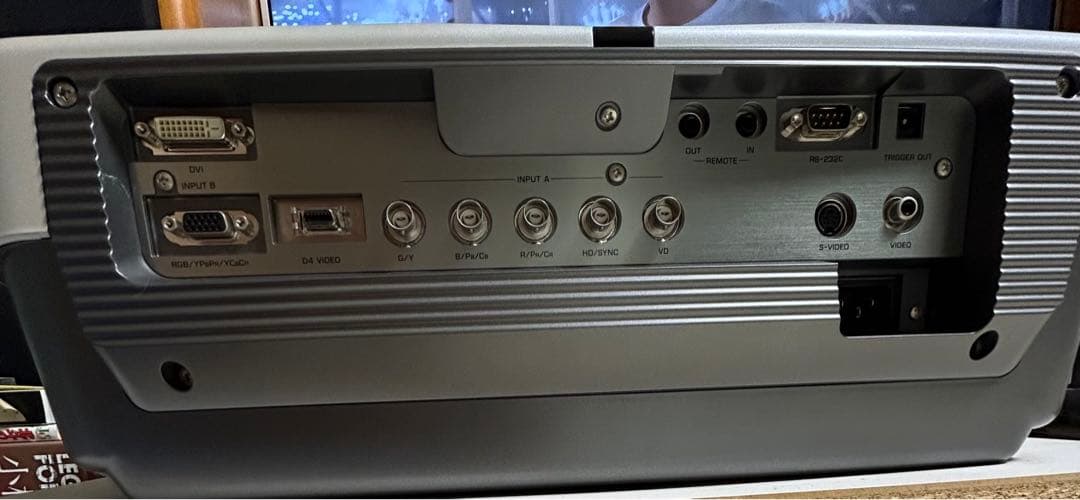 ヤマハ プロジェクター　DPX-1000