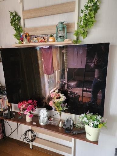 ５５インチテレビ本体のみです。セット販売も可能