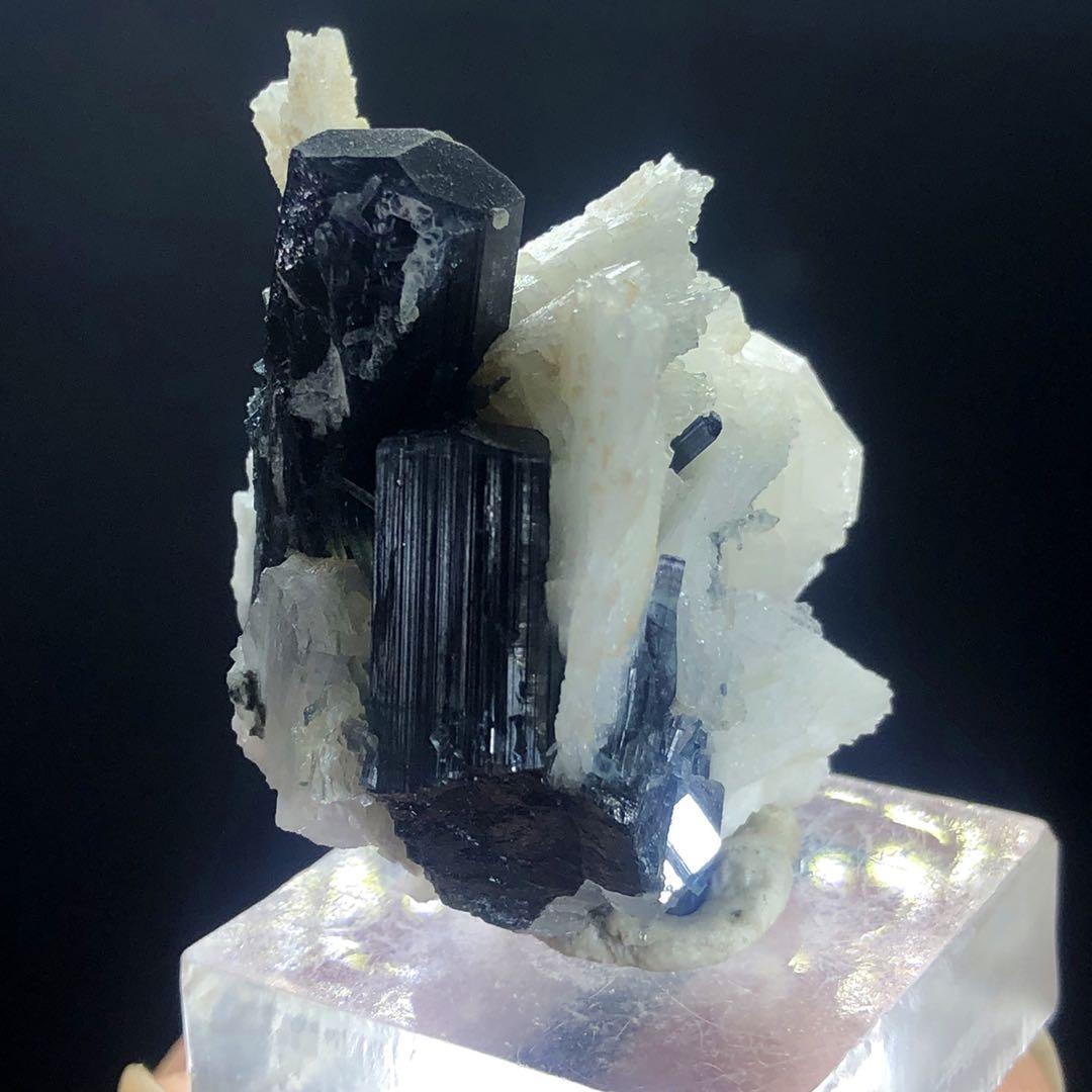 ブルーキャップトルマリンクリスタル アルバイト付き