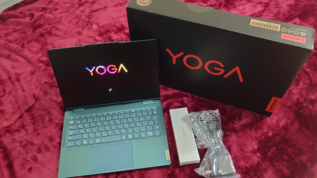 美品：レノボYoga 7 Gen8／有機EL14型2.8Kタッチパネル 2in1