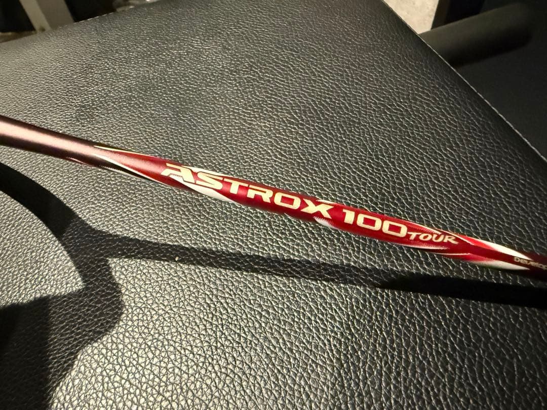 ラケット YONEX ASTROX100 TOUR 4UG5