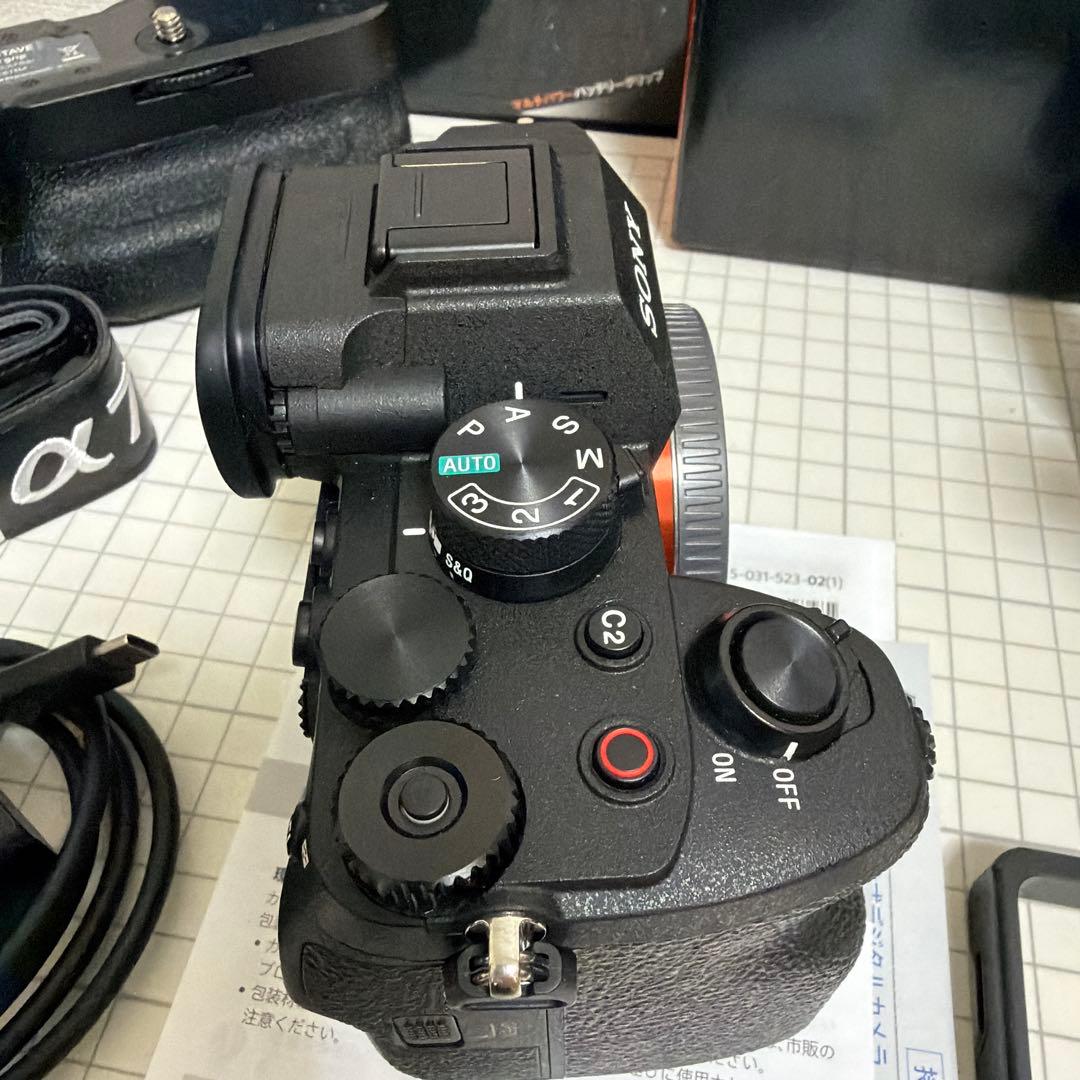 SONY α7Ⅳ ILCE-7M4 ケージ、社外バッテリーグリップセット