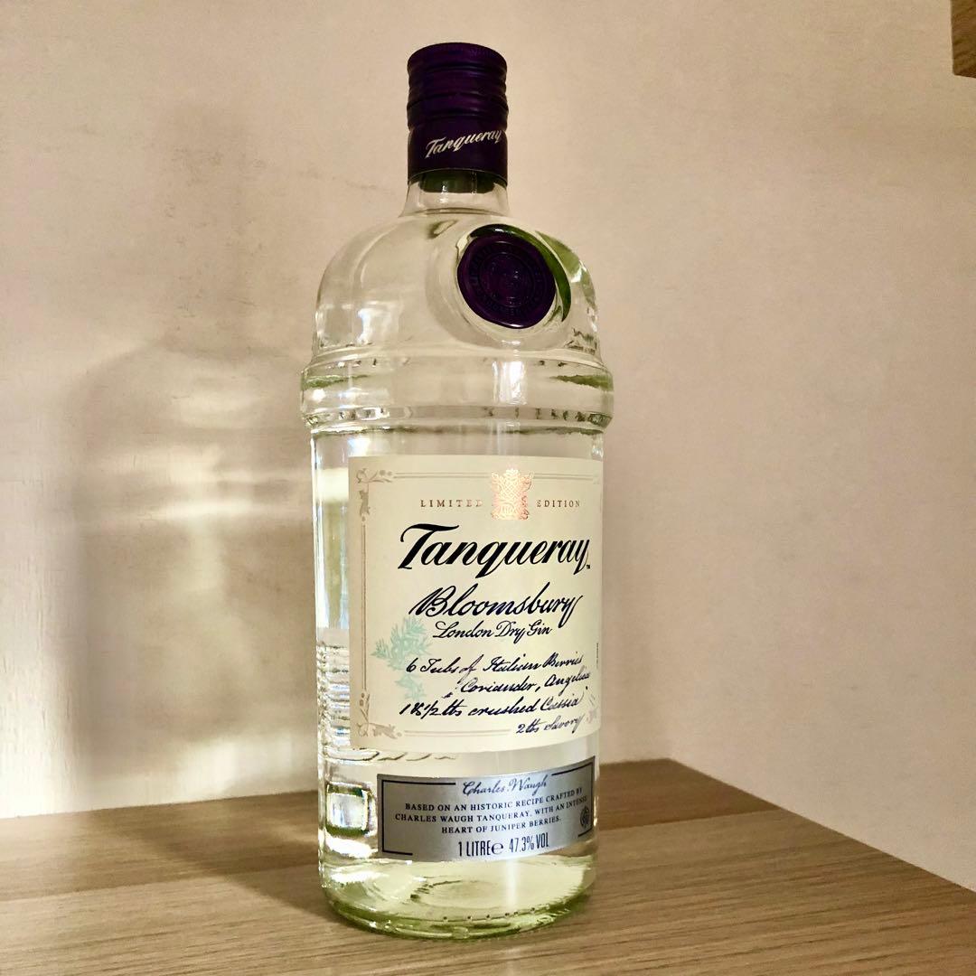 限定クラフトジン　タンカレー　ブルームスバリー