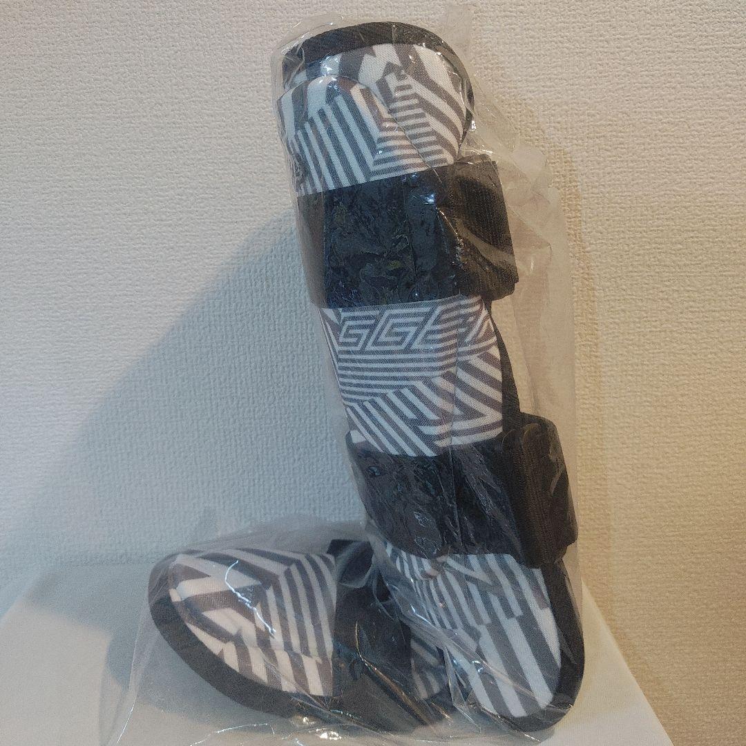 スラッガー　オールスター限定　フットガード 左打者用　③