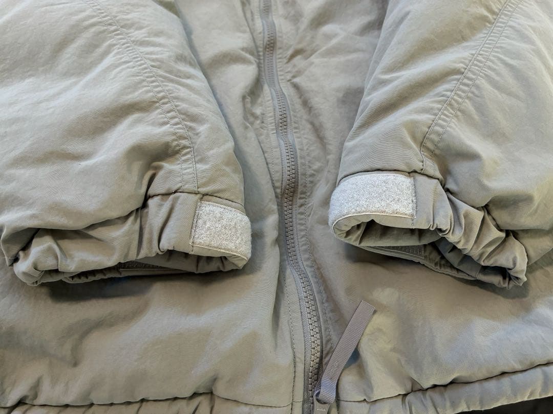 【最終値下げ】HOODIE DOWN フーディーダウンジャケット グレー/M