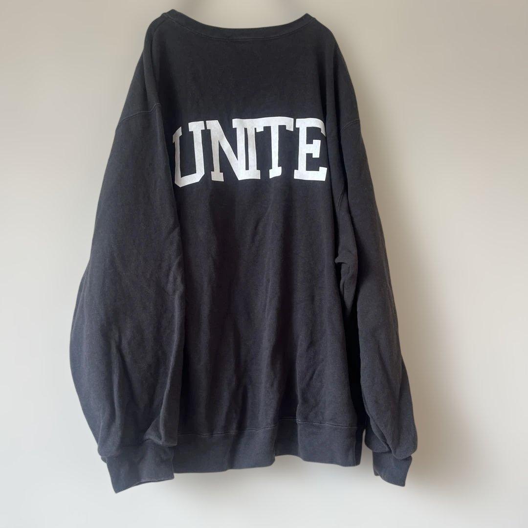 アパルトモントUNITEプリント ブラック スウェット