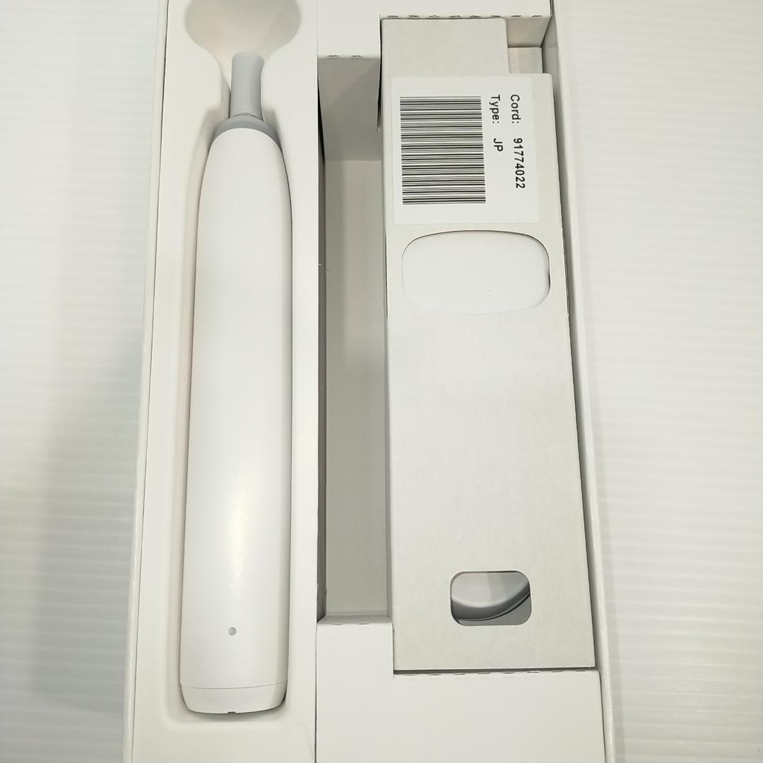 【未使用】ブラウン 電動歯ブラシ オーラルB iO5 iOG51A60WT