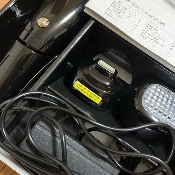 ヤーマン脱毛器　美顔器　サロン専用