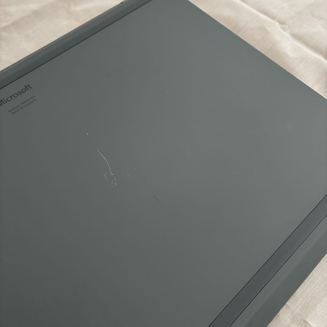 Microsoft Surface Laptop Go 2 本体　電源アダプター