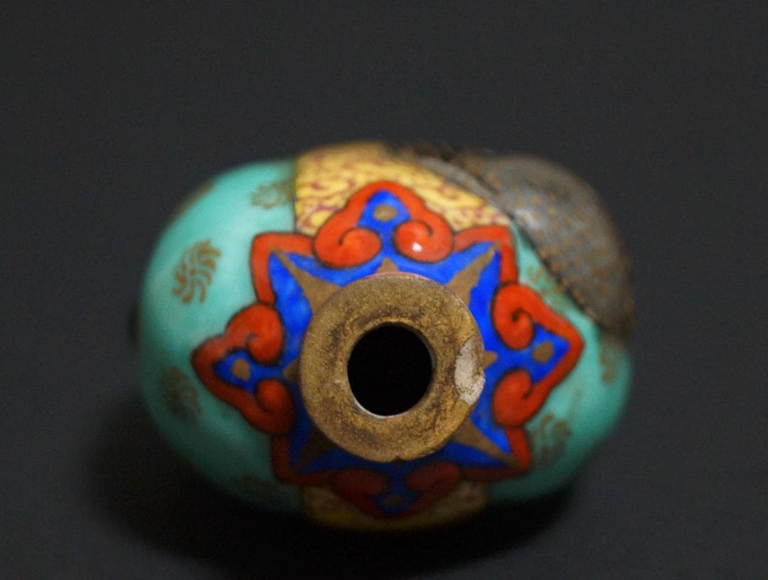 清 乾隆年製 陶胎珐琅(エナメル)彩色絵 造形『太平有象』鼻煙壷嗅ぎタバコ喫煙具