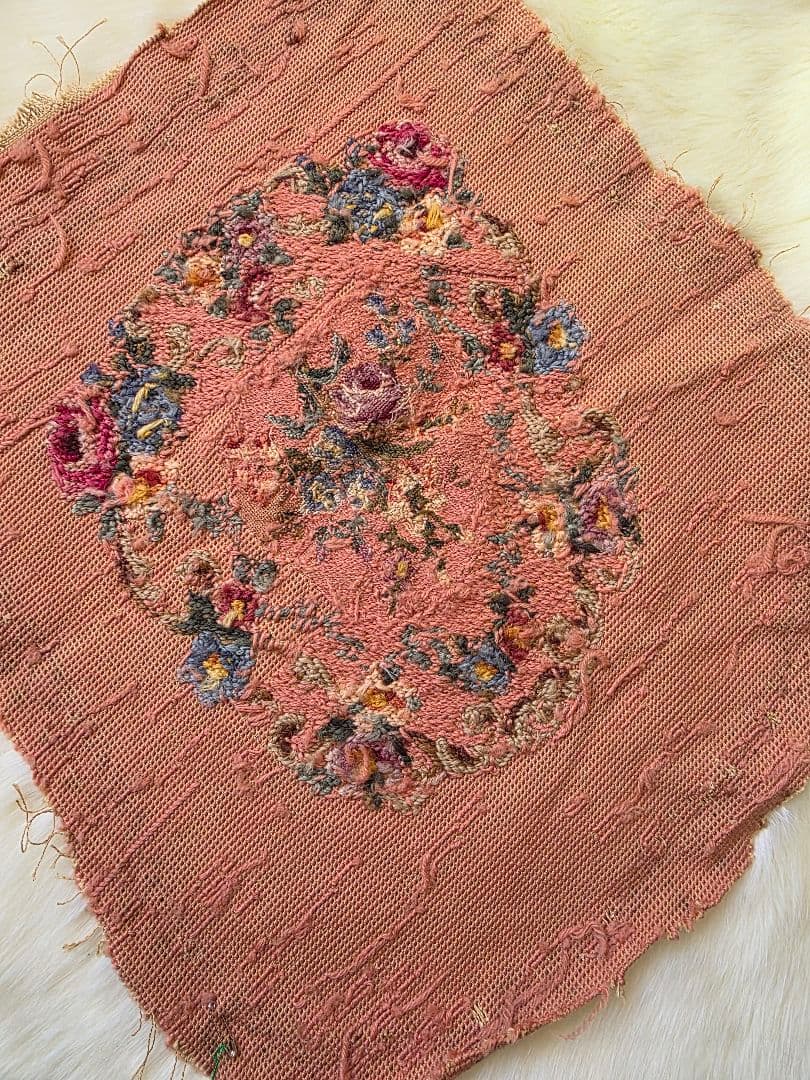 フランスアンティーク　ゴブラン風　刺繍　布