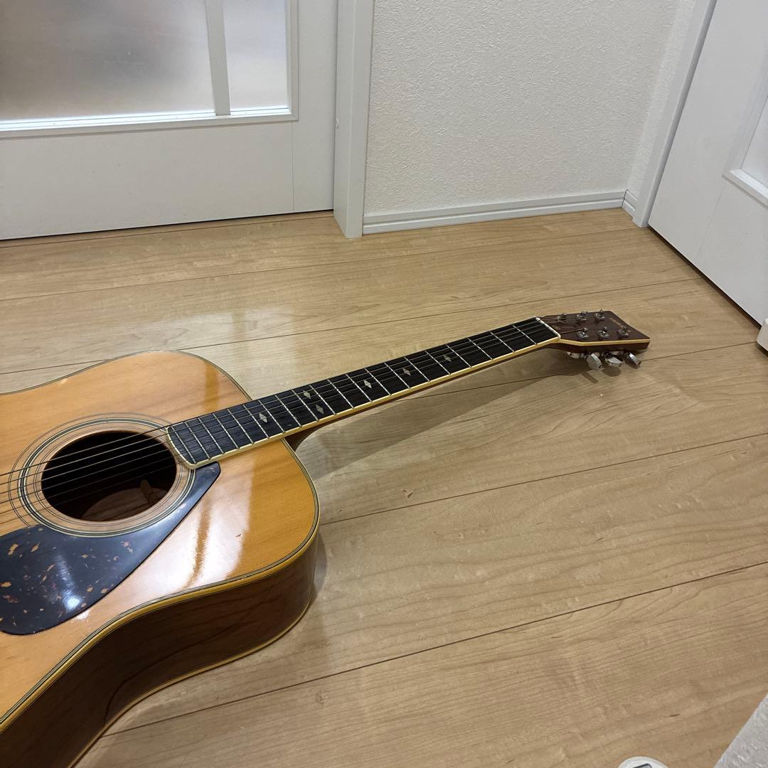 弦高低い調整済み　YAMAHA オレンジラベルfg-401 素晴らしい音です