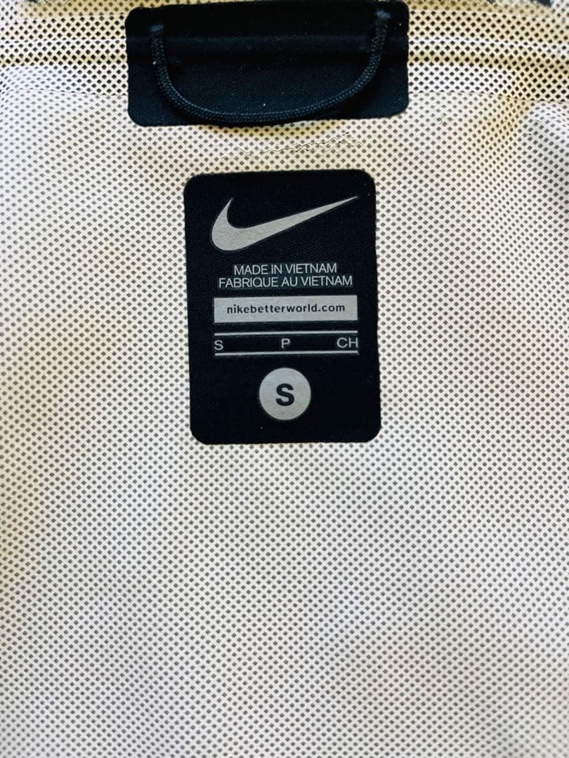 サイズS Nike Gyakusou シールドランナー Undercover