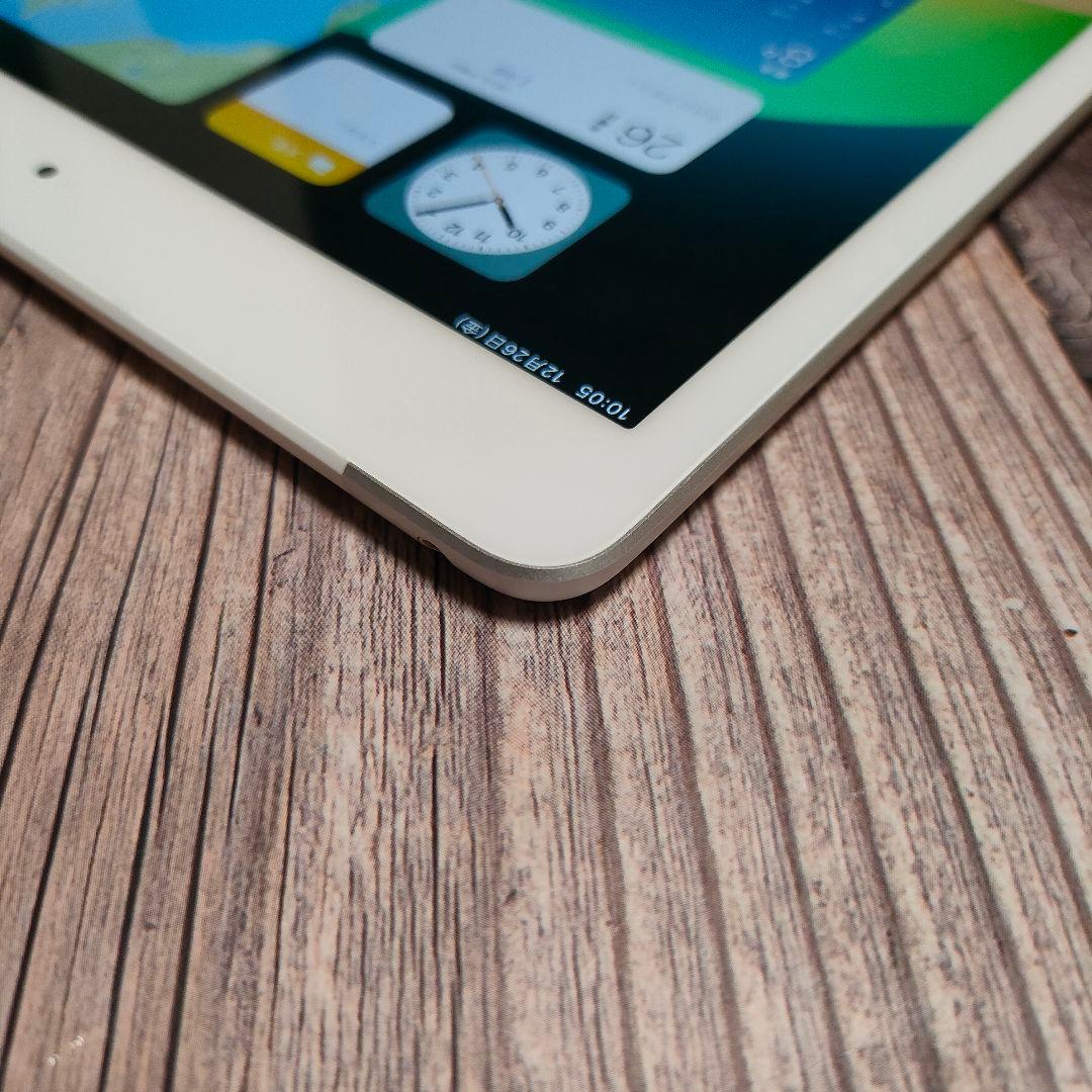 iPad 第7世代 32GB SIMフリー 美品