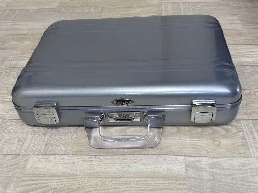 【中古美品】 ZERO HALLIBURTON アタッシュケース CEJ-PB
