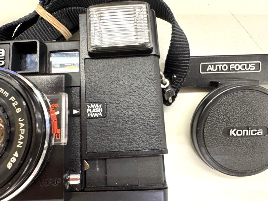 KONICA C35 コンパクトフィルムカメラ　動作確認済み