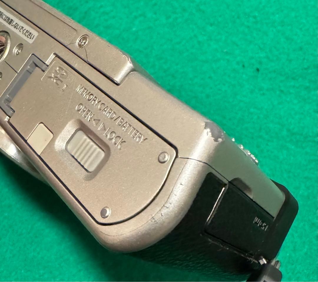 LUMIX DMC-GF7W ミラーレス一眼