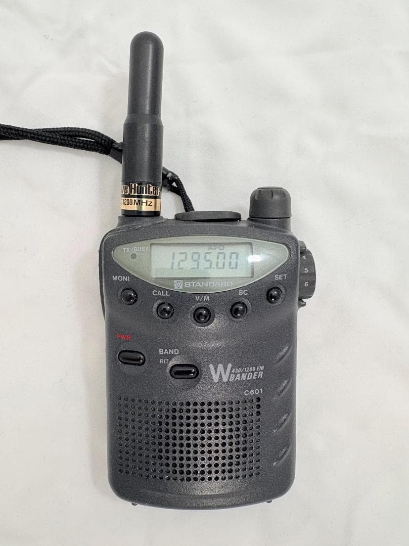 STANDARD C601(430/1200MHz FMハンディ機)