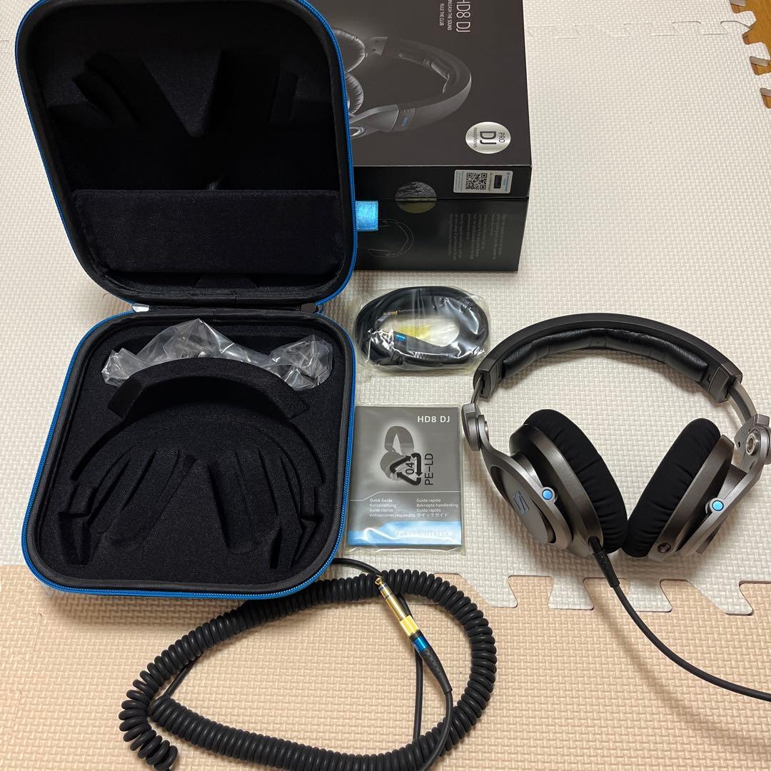 Sennheiser HD8 DJ ヘッドホン