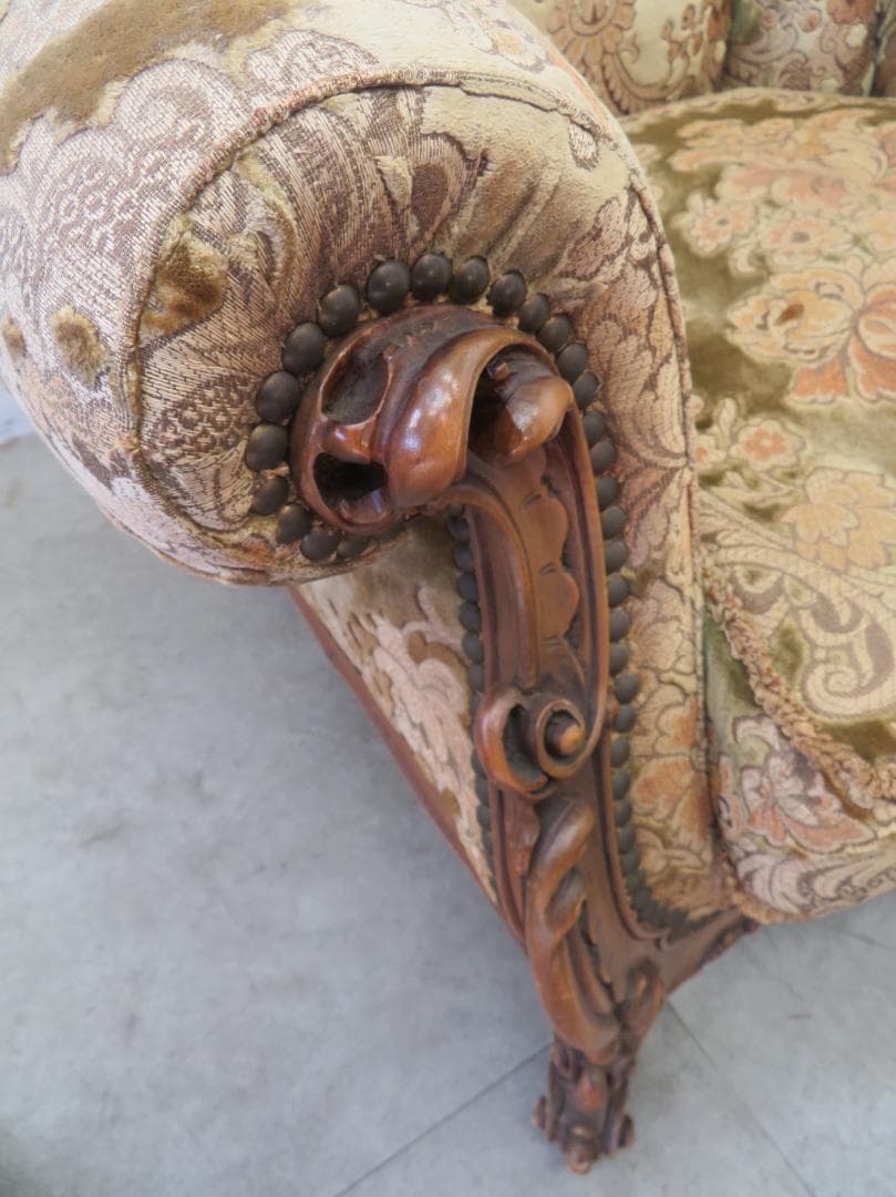 美品■イタリア■ロココ様式■金華山張り■単鋲■1人掛けソファ■ルイⅩⅤ■透かし彫
