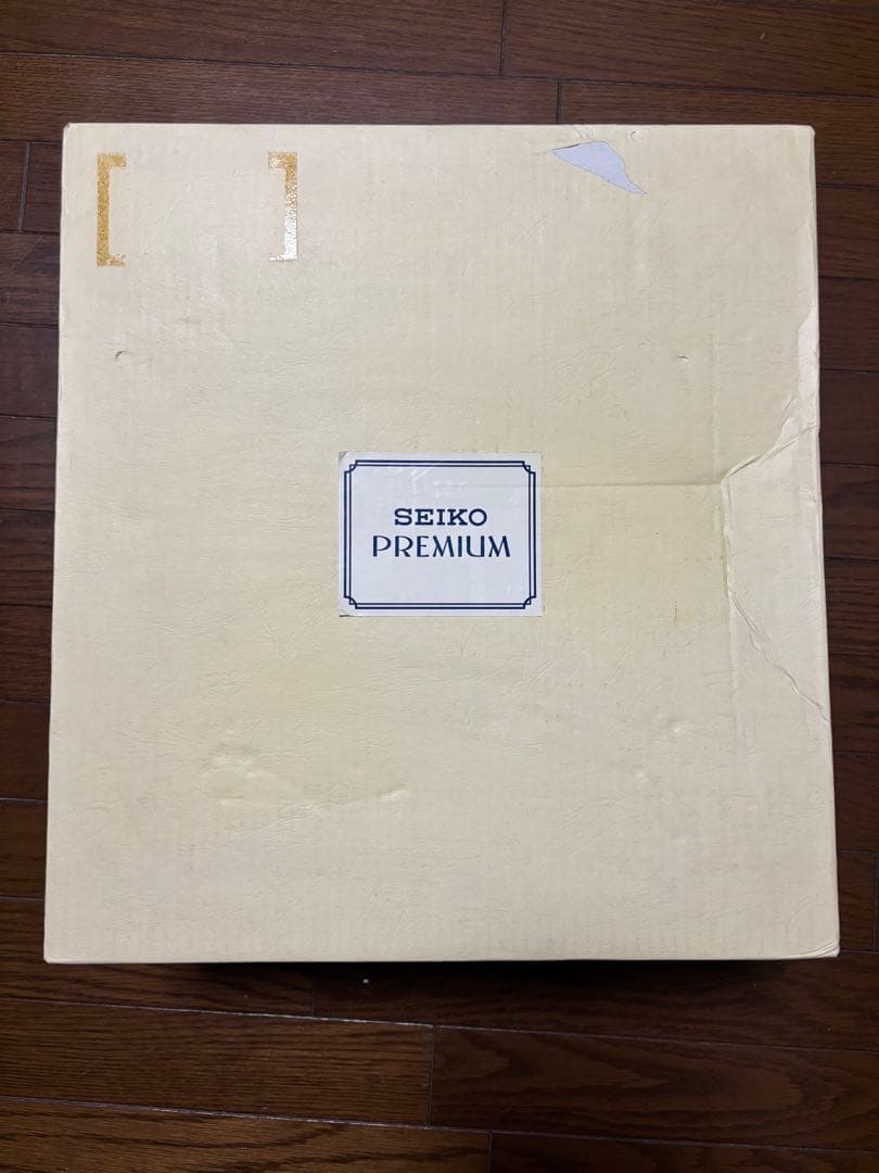 新品未使用 高級セイコープレミアムSEIKO木象嵌 電波時計 置時計LW207