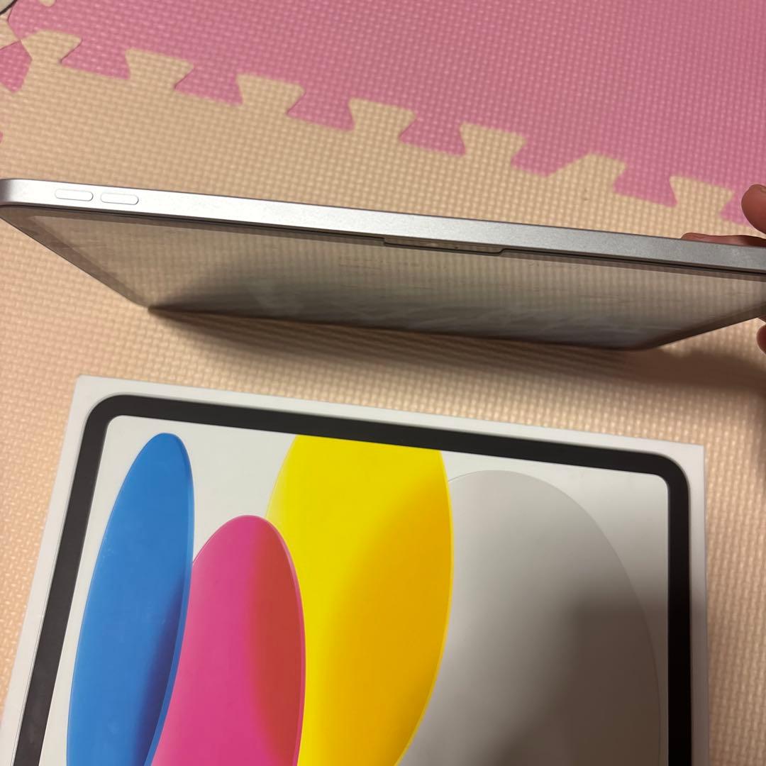 Apple iPad 第10世代 10.9インチ シルバー 256G本体