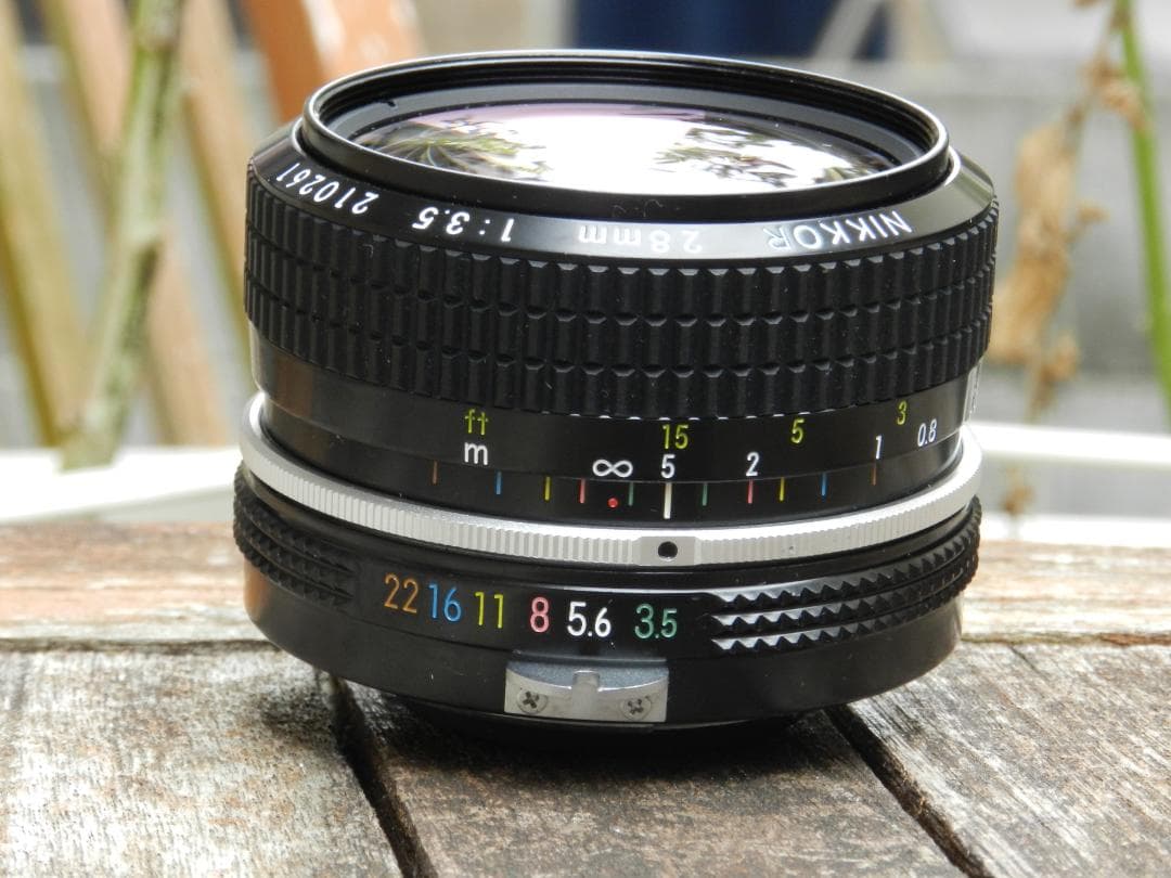 極美品　Nikon FE カメラ NIKKOR 28 3.5　レンズ　即撮影可
