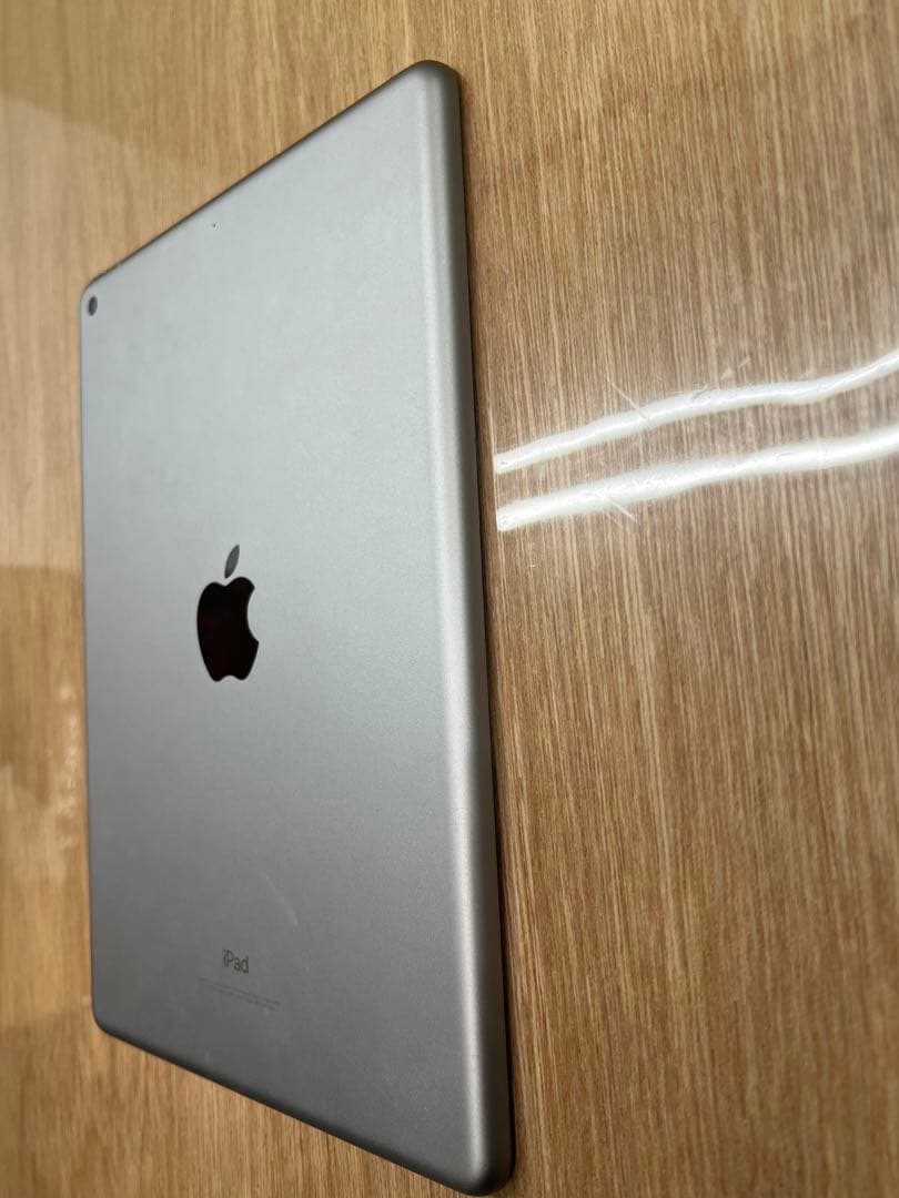 iPad6　第6世代　128gb　シルバー　機能不良有り