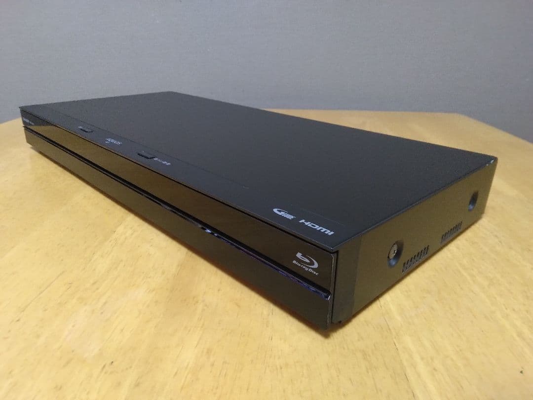 SHARP AQUOSブルーレイBDーNW520 2番組同時録画　保証付き