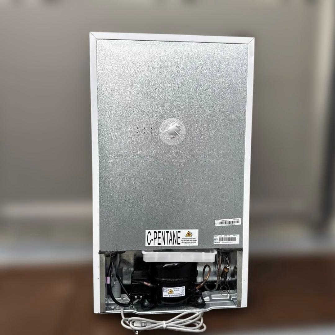 ほぼ未使用 MAXZEN 2024年製 冷蔵庫 85L 2ドア 静音 幅47cm