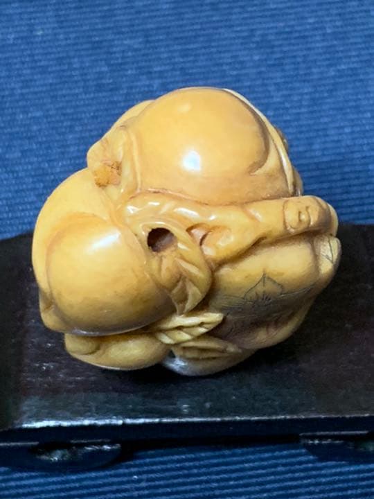 根付骨董 置物 縁起物  レトロ アンティーク　美術品