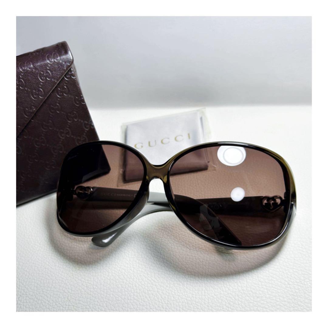 GUCCI インターロッキング ハートサングラス