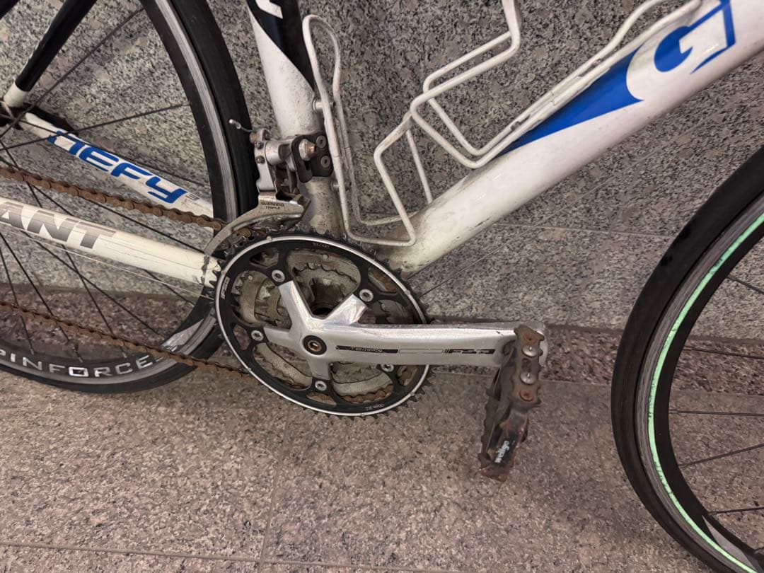 Giant defy3 sサイズ　レストアベースに！