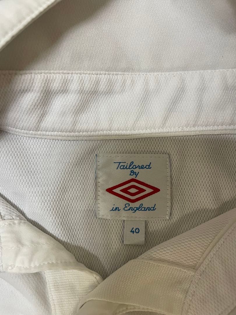 国内正規品Umbro イングランド代表サッカーシャツとショーツセット