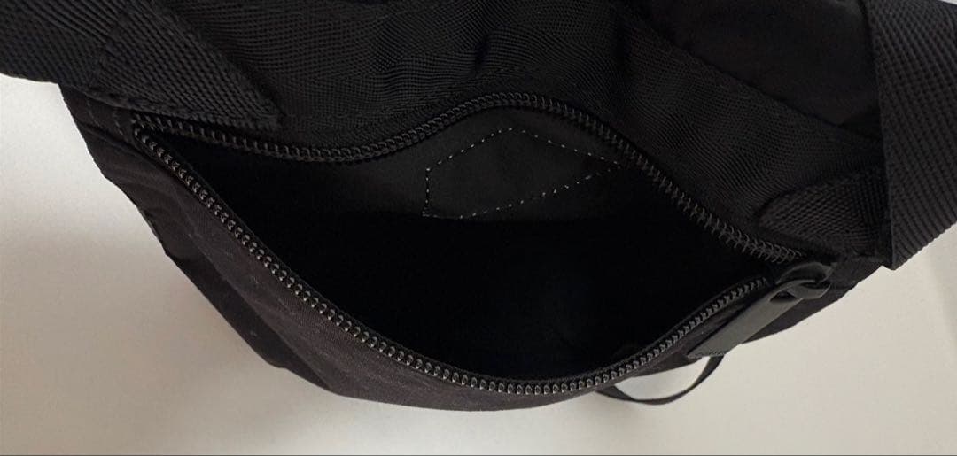 PORTER FRAME（フレーム）」シリーズ ショルダーバッグ