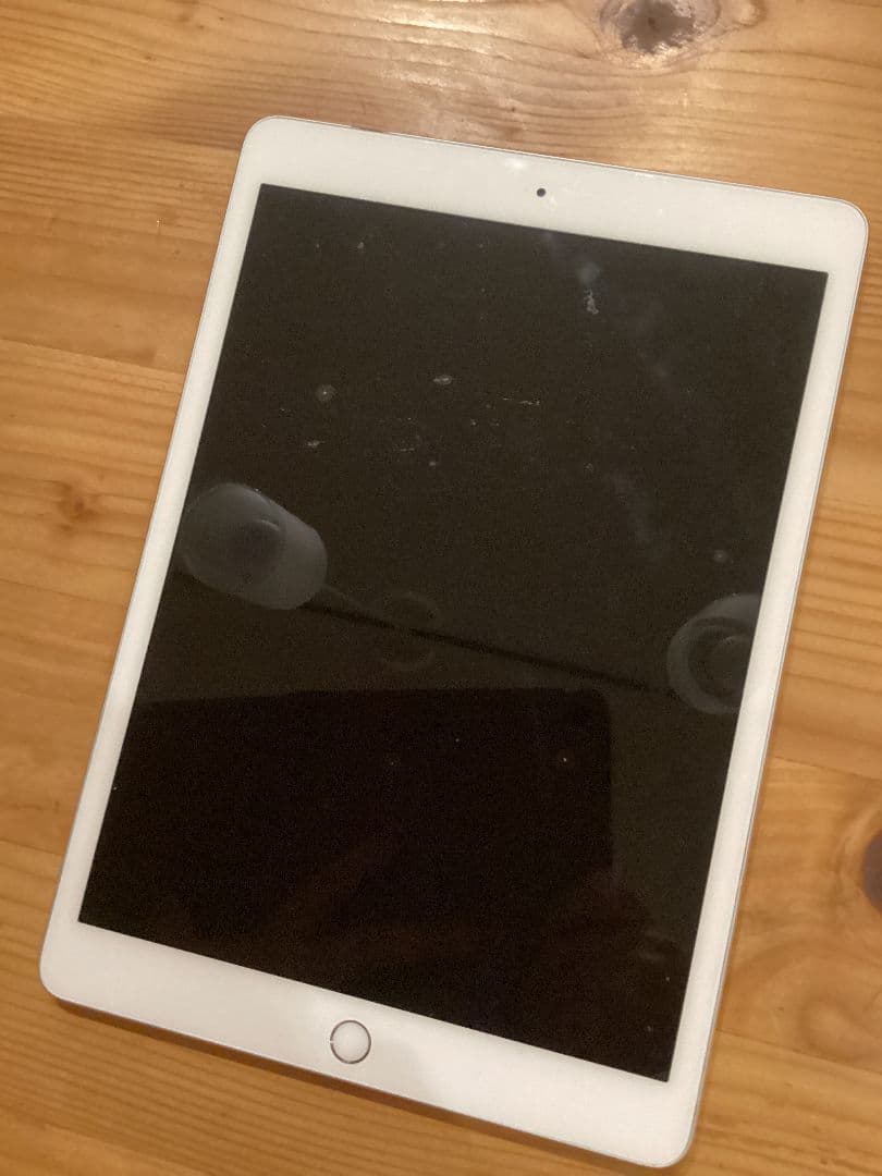 美品‼️iPad 8 　第８世代　128GB Wi-Fi